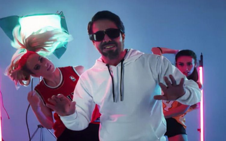 Servet Duran’ın ‘Kara Belası’na büyük beğeni Servet Duran’ın ‘Kara Belası’na büyük beğeni