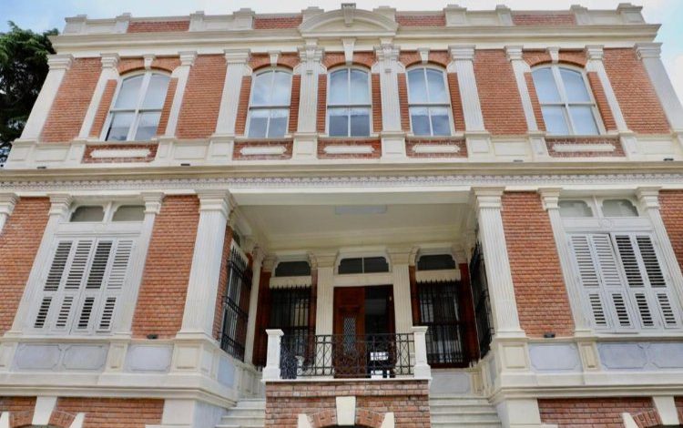 Tekirdağ’da Sarı Köşk yenilendi Tekirdağ’da Sarı Köşk yenilendi