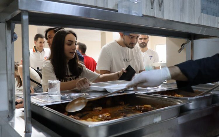 İzmit’te ‘Anne Eli’ bir dönemi daha kapattı İzmit’te ‘Anne Eli’ bir dönemi daha kapattı