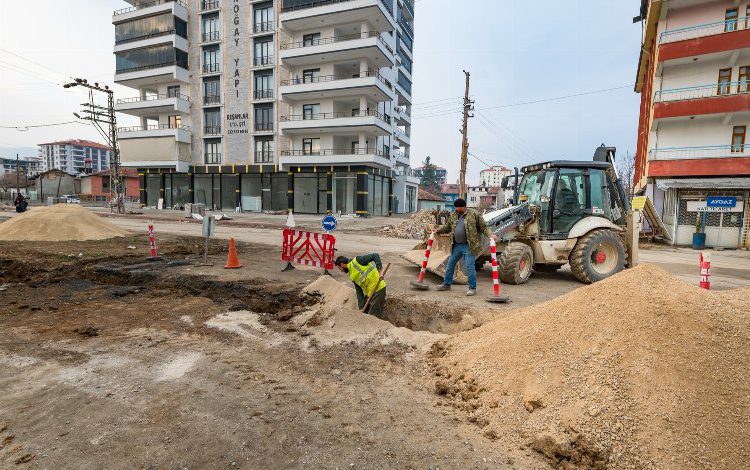Malatya Karakavak’a 8 bin metre içme suyu hattı