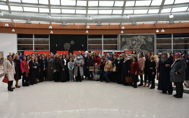 Malatya’da kadınlar sanata doydu