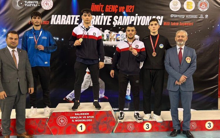 Sakaryalı karatecilerden gurur tablosu