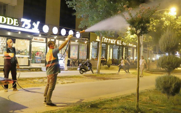 Diyarbakır’da ‘yeşil’ için gece mesaisi