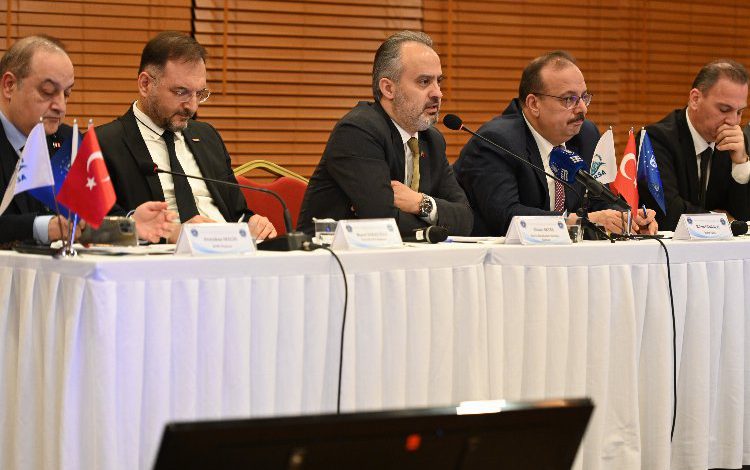 Acentelerin gözündeki ‘Bursa’ algısı masaya yatırıldı Acentelerin gözündeki ‘Bursa’ algısı masaya yatırıldı