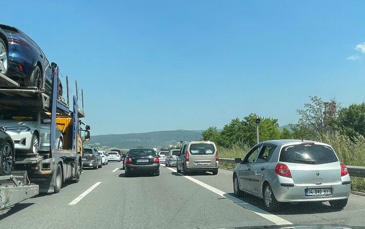 Tatil dönüşü başladı… Sürücüler aman dikkat!