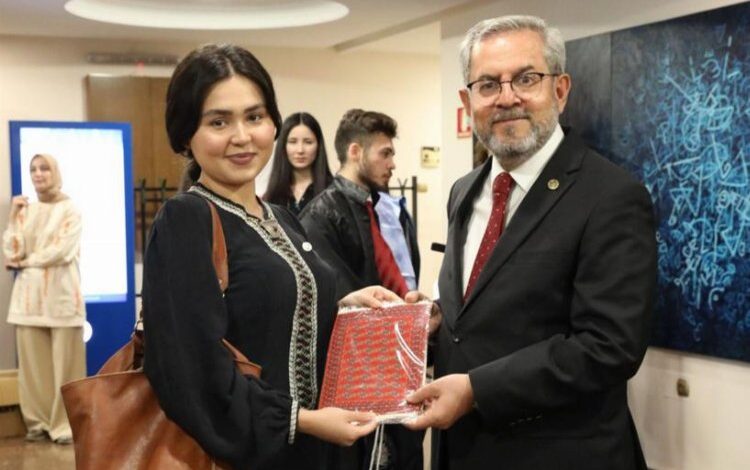 Ankara Üniversitesi’nde uluslararası mezunlara veda