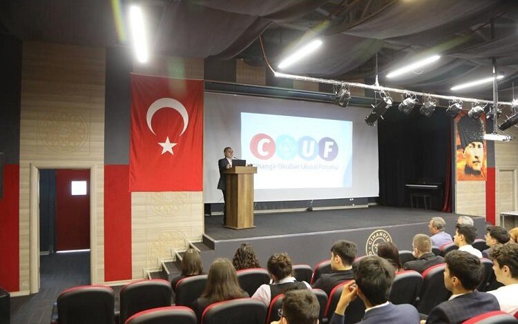 Rektör Altun lise öğrencileri ile buluştu