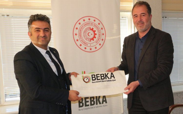 Eskişehir Sarıcakaya’da ‘bitkisel atıklar’ ekonomiye kazandırılacak Eskişehir Sarıcakaya’da ‘bitkisel atıklar’ ekonomiye kazandırılacak