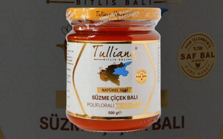 İngiltere’den ‘Altın Bal’ ödülü Bitlis’e geldi İngiltere’den ‘Altın Bal’ ödülü Bitlis’e geldi