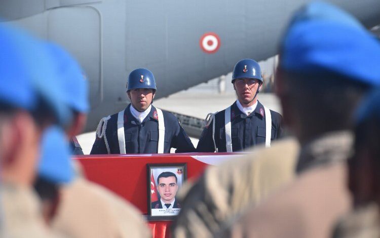Şehit Uzman Çavuş Van’dan memleketine uğurlandı Şehit Uzman Çavuş Van’dan memleketine uğurlandı
