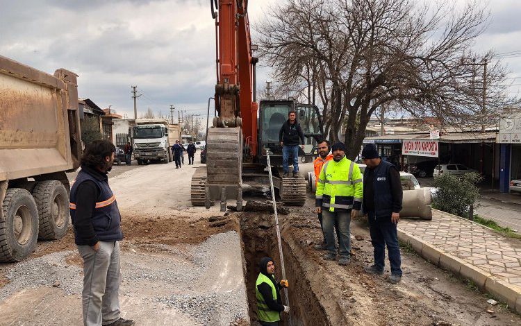 Manisa Akhisar’da prestij cadde çalışmaları devam ediyor Manisa Akhisar’da prestij cadde çalışmaları devam ediyor
