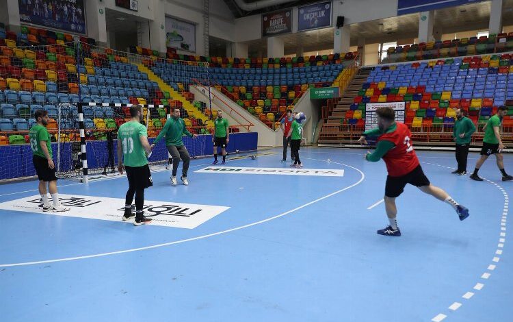 Sakarya’nın hentbolda yarı final rakibi Beykoz