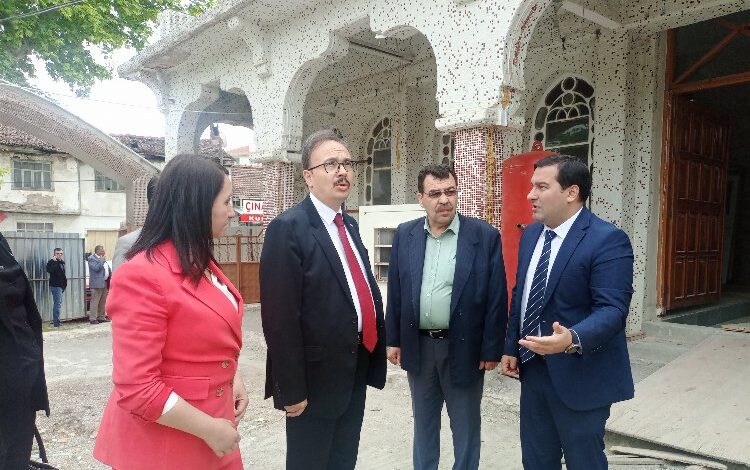 Pazaryeri’nde restore edilen tarihi camiye Vali Kızılkaya’dan inceleme