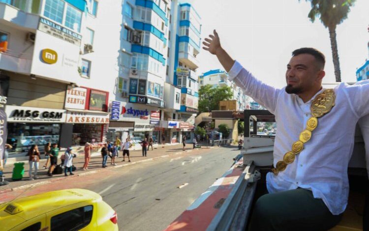 Antalya’da altın kemer coşkusu Antalya’da altın kemer coşkusu
