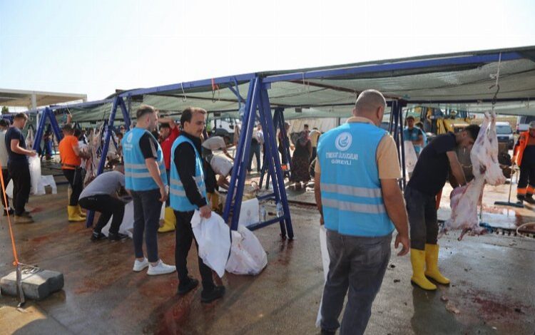Ankara Ülkü Ocakları 400 kurban kesti Ankara Ülkü Ocakları 400 kurban kesti
