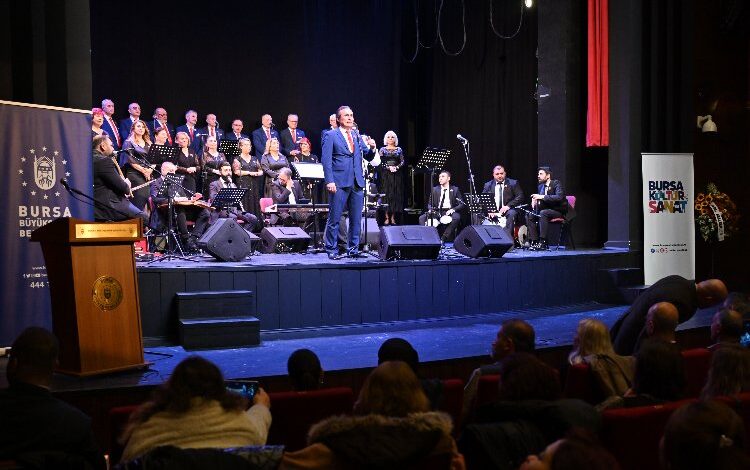 Bursalı muhtarlar usta sanatçıları aratmadı Bursalı muhtarlar usta sanatçıları aratmadı