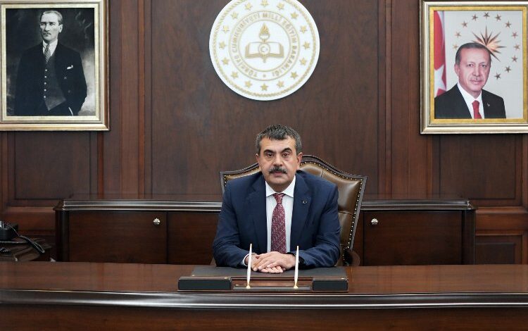 Bakan Tekin’den okullara ‘geleneksel’ talimat! Bakan Tekin’den okullara ‘geleneksel’ talimat!