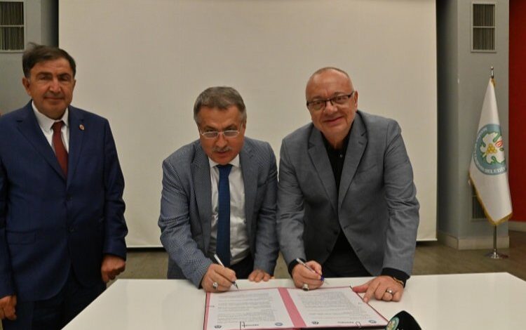 Manisa Büyükşehir ve Ahmetli Belediyesi’nden iş birliği