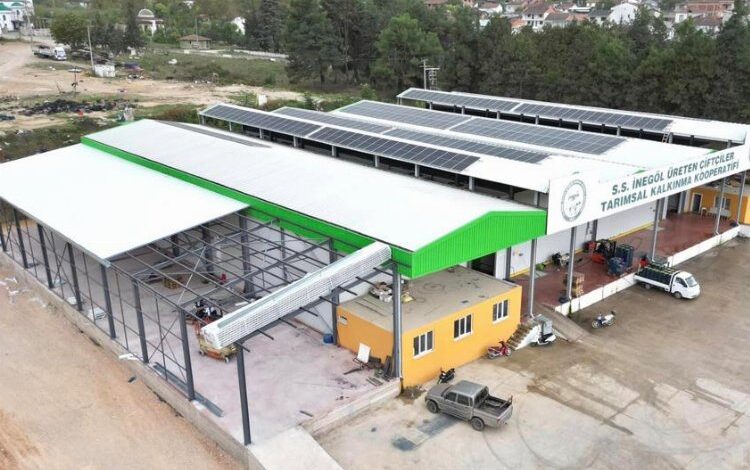 Bursa İnegöl’de Sebze Ve Meyve Kurutma Tesisi için kollar sıvandı Bursa İnegöl’de Sebze Ve Meyve Kurutma Tesisi için kollar sıvandı