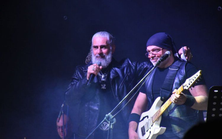 Balıkesir Edremit’te Sevgililer Günü konseri Balıkesir Edremit’te Sevgililer Günü konseri