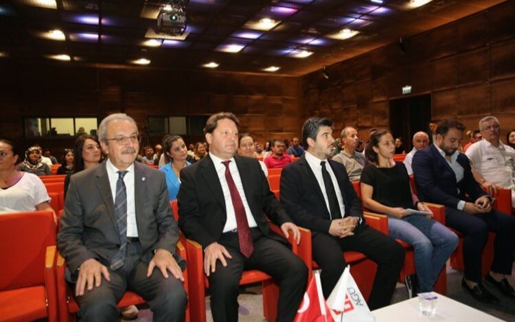 AGÜ’de 15 Temmuz programı düzenlendi AGÜ’de 15 Temmuz programı düzenlendi