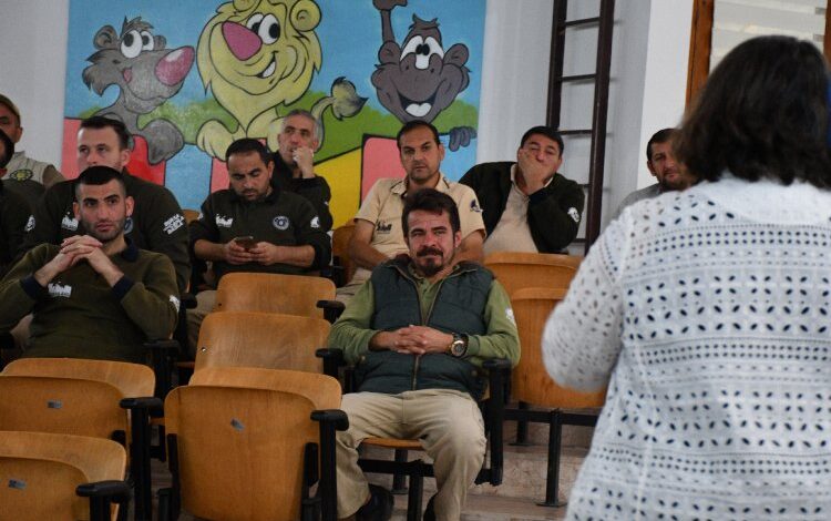 Bursa Büyükşehir’den ‘kafeste yaşayan canlı bakımı’ eğitimi