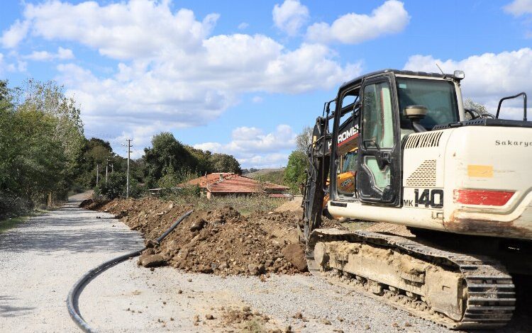 Kaynarca Uzunalan’a Sakarya Büyükşehir’den yeni su hattı