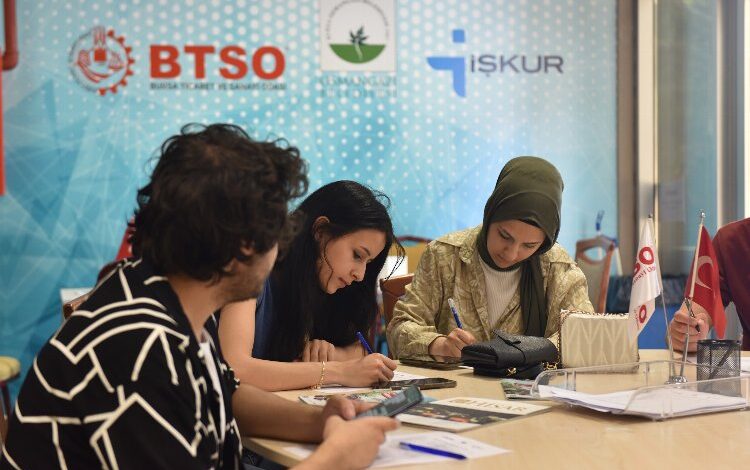 BTSO istihdama köprü oluyor BTSO istihdama köprü oluyor