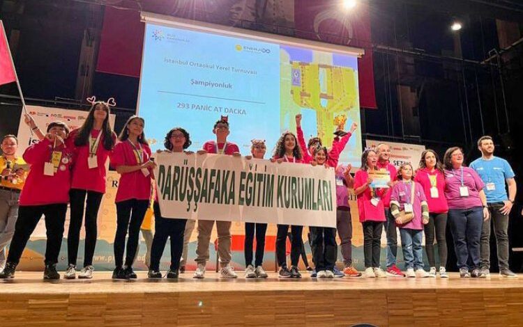 Darüşşafaka Robot Takımları başarıya doymuyor Darüşşafaka Robot Takımları başarıya doymuyor