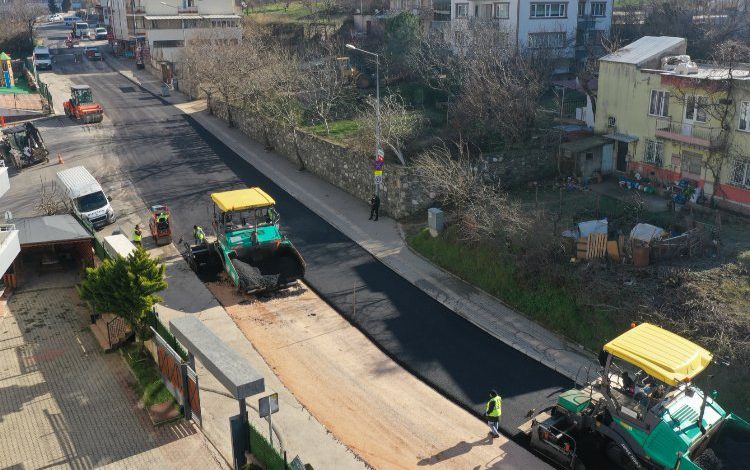 Bursa’da mevcut yollara kapsamlı bakım Bursa’da mevcut yollara kapsamlı bakım
