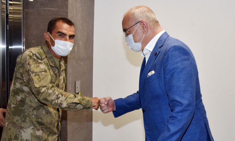 Manisa’da Tugay Komutanı’ndan Başkan Ergün’e ziyaret Manisa’da Tugay Komutanı’ndan Başkan Ergün’e ziyaret