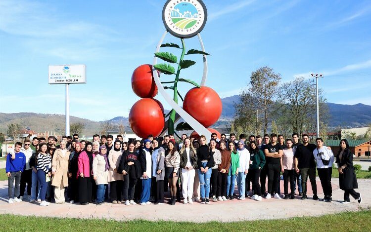 Geleceğin tarım öncüleri Sakarya’dan ilham aldı Geleceğin tarım öncüleri Sakarya’dan ilham aldı