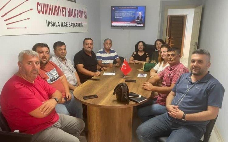 CHP’nin İpsala yönetimi görev bölümü yaptı