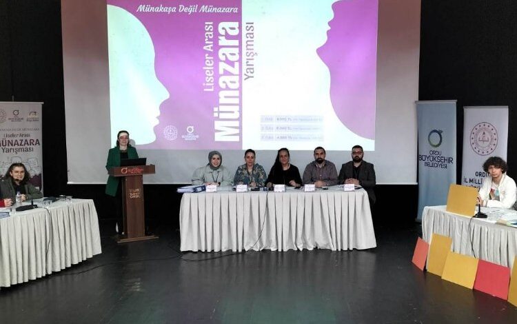 “Münakaşa Değil Münazara” finalistleri belli oldu