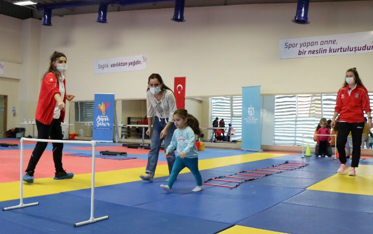 Kocaeli’de aile boyu sportif etkinlik