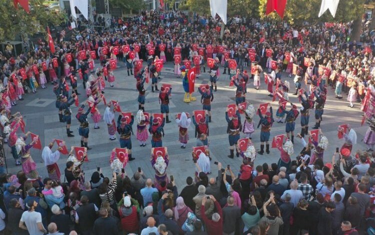 99 efeden 99. yıla özel harmandalı