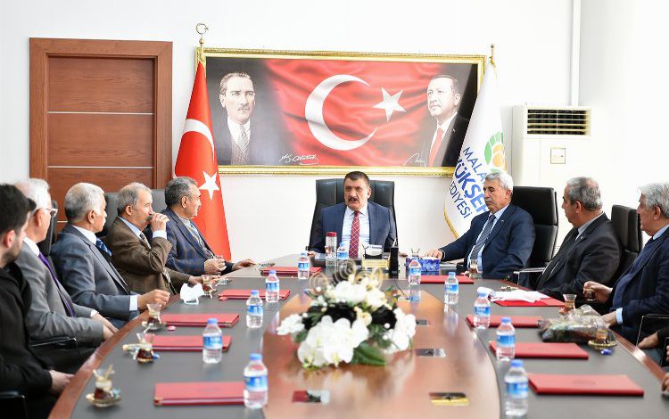 Malatya’da Türk Ocakları’ndan Başkan Gürkan’a ziyaret Malatya’da Türk Ocakları’ndan Başkan Gürkan’a ziyaret