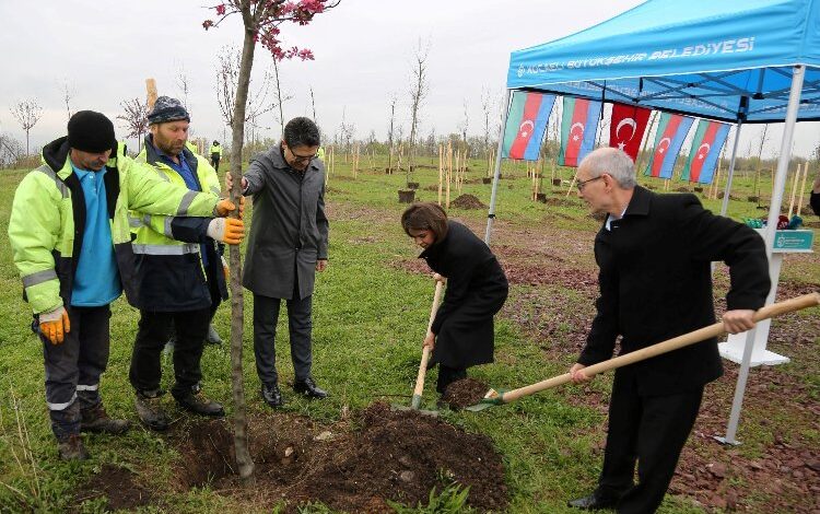 Aliyev’in anısına 100 fidan