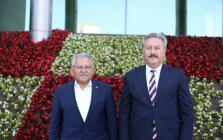 Memduh Büyükkılıç’tan Melikgazi’ye ziyaret Memduh Büyükkılıç’tan Melikgazi’ye ziyaret