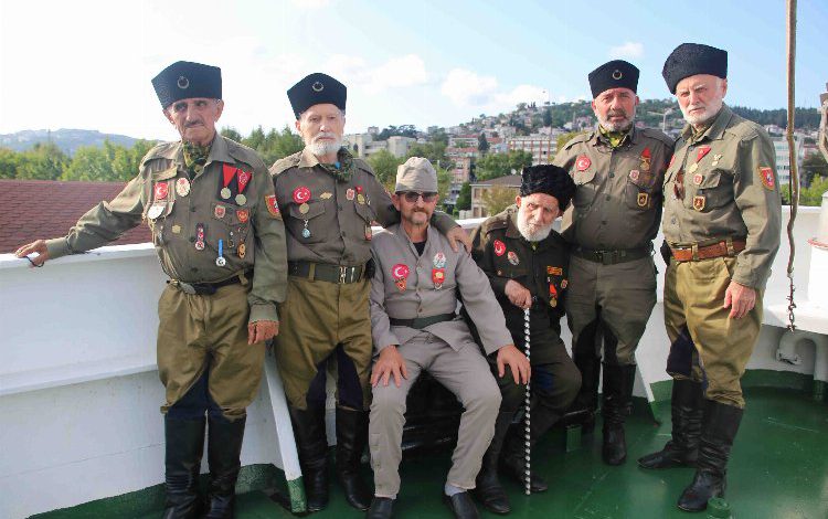 Kocaeli’de şehit yakınları ve gazilere özel vapur turu Kocaeli’de şehit yakınları ve gazilere özel vapur turu