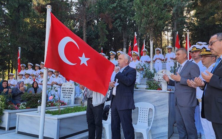 Gölcüklü kahraman şehitler dualarla anıldı Gölcüklü kahraman şehitler dualarla anıldı