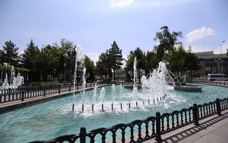 Kayseri Büyükşehir’den sıcağa karşı yeşil doku önlemi Kayseri Büyükşehir’den sıcağa karşı yeşil doku önlemi