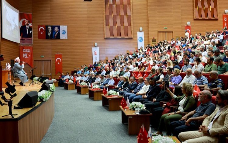 KAYÜ’de 15 Temmuz konferansı