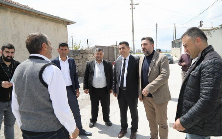 Yeniden Refah Partisi Kayseri milletvekili adayı sahada Yeniden Refah Partisi Kayseri milletvekili adayı sahada