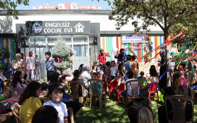 Kayseri Büyükşehir’den ‘özel’ kutlama