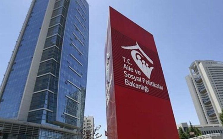 Aile ve Sosyal Hizmetler’den çocuk koruma personeline eğitim Aile ve Sosyal Hizmetler’den çocuk koruma personeline eğitim