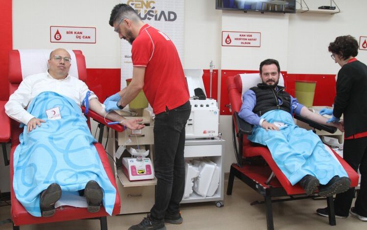 MÜSİAD İzmir’de kan bağışı
