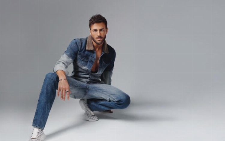 İrem Derici’den büyük destek…