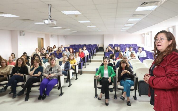 ‘Geleneksel Tıbbi Tanı’da merdivenaltı uyarısı ‘Geleneksel Tıbbi Tanı’da merdivenaltı uyarısı