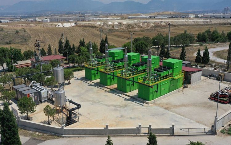 Denizli’nin çöpleri şehri aydınlatıyor